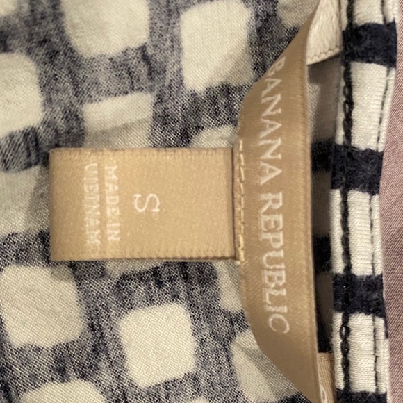 Banana Republic  sleeveless top size Small - Picture 3 of 3